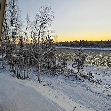 Villa New By The Tornio River Pello