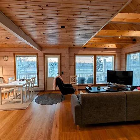 New By The Tornio River * 펠로